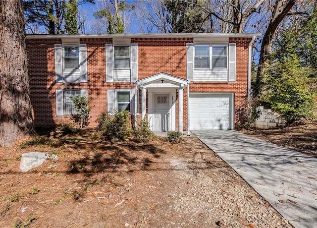 Property at 2839 Allegro Dr NW, Atlanta, GA 30318, 5 beds, 2 baths