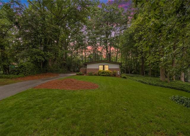 Property at 2700 Brook Park Way, Doraville, GA 30340, 3 beds, 2 baths