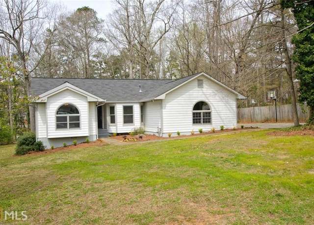 Property at 122 Wilson Cir, Carrollton, GA 30117, 4 beds, 2 baths