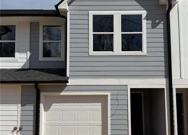 Property at 11596 E Lovejoy Rd, Hampton, GA 30228, 3 beds, 2.5 baths