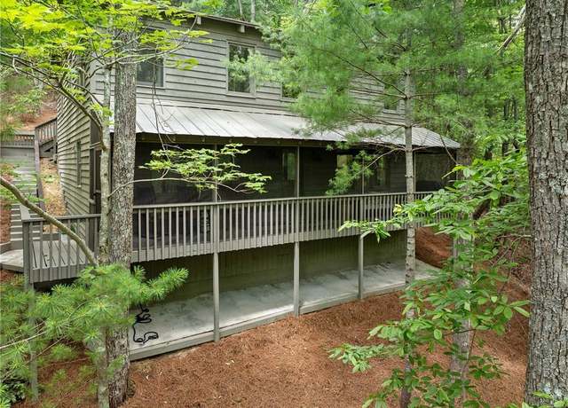 Property at 242 Buckskull Hollow Dr, Jasper, GA 30143, 3 beds, 2.5 baths