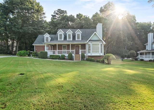 Property at 3520 Spring Creek Cir, Snellville, GA 30039, 4 beds, 2.5 baths