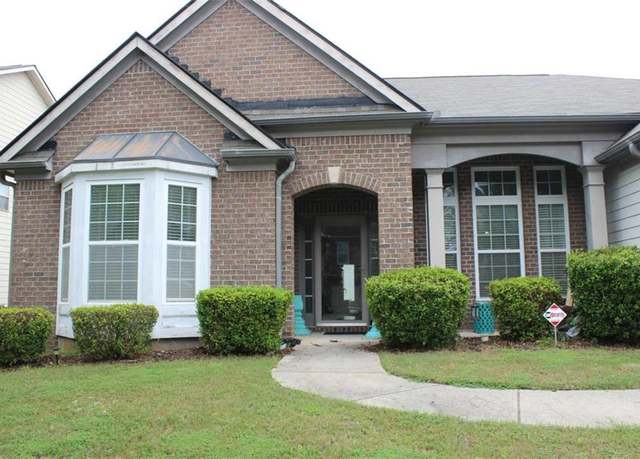 Property at 825 Stonehaven Rd, South Fulton, GA 30331, 3 beds, 2 baths