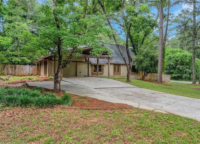 Property at 112 Valley Rd, Stockbridge, GA 30281, 3 beds, 2 baths