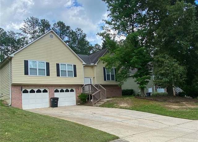 Property at 1646 Ashmar Ln SW, Marietta, GA 30064, 3 beds, 2 baths
