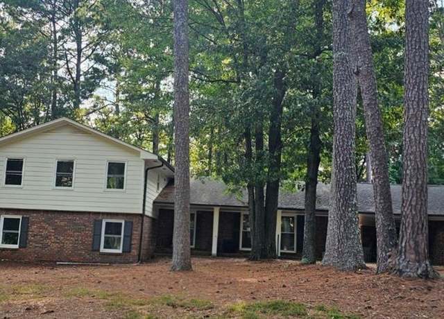 Property at 209 Arrowhead Dr, Cartersville, GA 30120, 5 beds, 3 baths