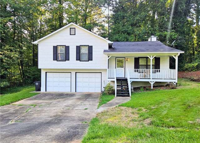Property at 7687 Greenridge Ct, Douglasville, GA 30134, 3 beds, 2 baths