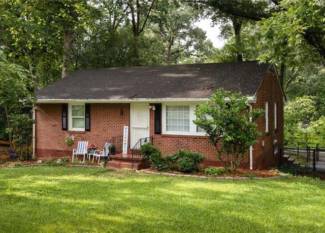 Property at 2413 Hillside Ave, Decatur, GA 30032, 2 beds, 1 bath