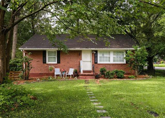 Property at 2413 Hillside Ave, Decatur, GA 30032, 2 beds, 1 bath