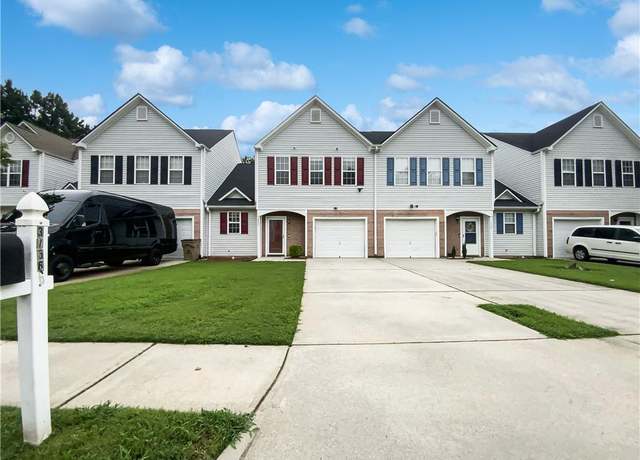 Property at 3756 Brookwood Blvd, Rex, GA 30273, 3 beds, 2.5 baths