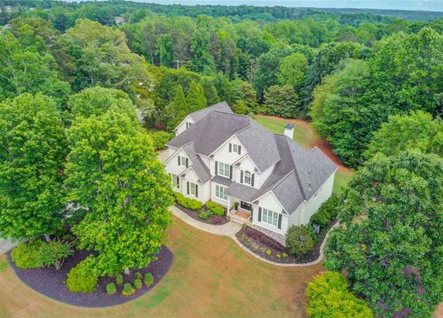 Property at 4809 Highland Point Dr, Auburn, GA 30011, 4 beds, 4.5 baths