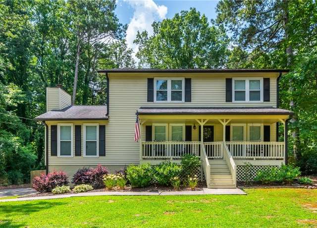 Property at 2813 Kellogg Creek Rd, Acworth, GA 30102, 3 beds, 2.5 baths