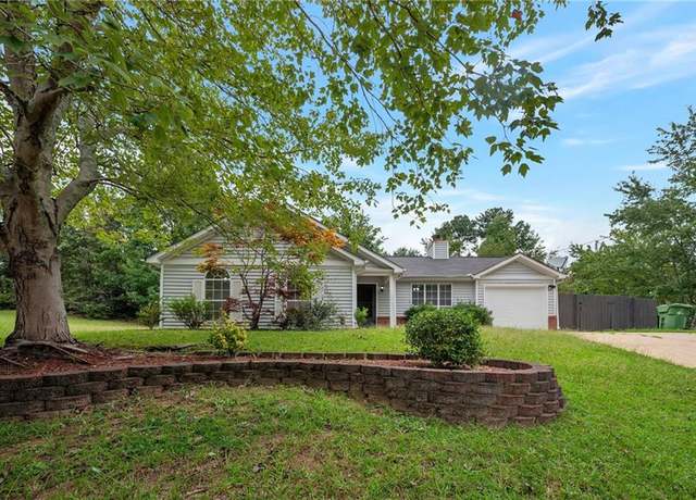 Property at 2031 Briar Trail Ct SW, Atlanta, GA 30331, 3 beds, 2 baths
