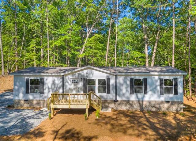 Property at 551 Fern Valley Trl, Clarkesville, GA 30523, 3 beds, 2 baths