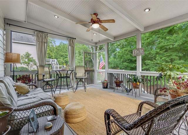 Property at 2073 Woodside Park Dr, Woodstock, GA 30188, 5 beds, 3.5 baths