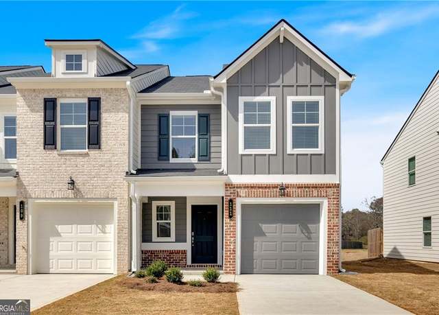 Property at 111 Village Green Dr, Adairsville, GA 30103, 3 beds, 2.5 baths