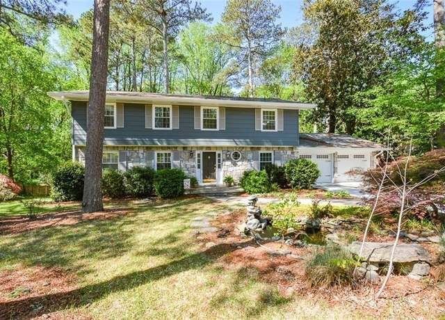 Property at 4400 Huntington Cir, Dunwoody, GA 30338, 4 beds, 2 baths