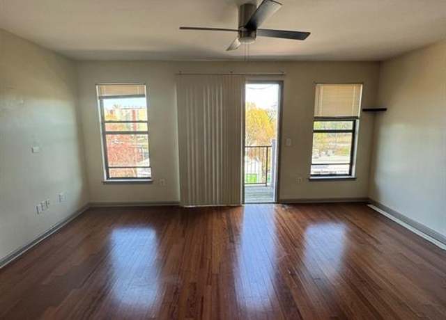 Property at 898 Oak St #3412, Atlanta, GA 30310, 1 bed, 1 bath