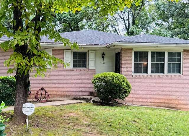 Property at 1255 North Ave NW, Atlanta, GA 30318, 3 beds, 1 bath