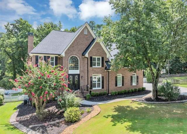 Property at 5580 Forkwood Dr NW, Acworth, GA 30101, 4 beds, 4.5 baths