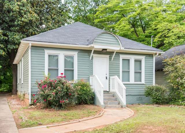 Property at 2497 Lakewood Ave SW, Atlanta, GA 30315, 3 beds, 1 bath