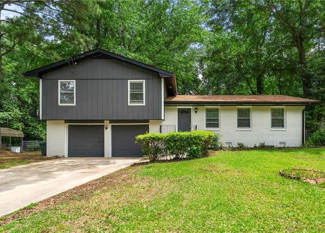 Property at 586 Chris Cir, Lawrenceville, GA 30044, 3 beds, 2 baths
