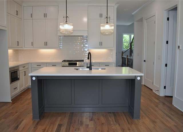 Property at 297 White St #1, Marietta, GA 30060, 3 beds, 4.5 baths