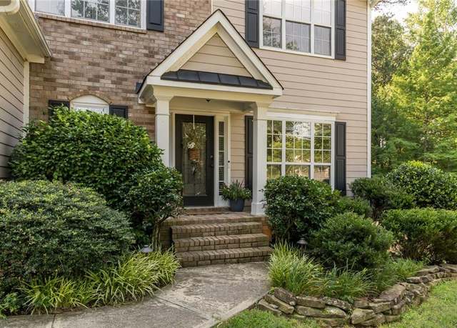 Property at 6030 Rives Dr, Alpharetta, GA 30004, 4 beds, 2.5 baths