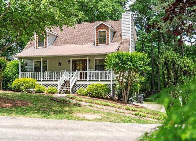 Property at 1827 Bobo Road Rd, Dallas, GA 30132, 3 beds, 2 baths