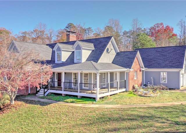 Property at 3975 Mcconnell Rd, Cumming, GA 30028, 5 beds, 3.5 baths