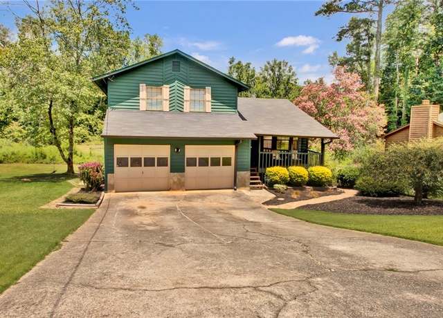 Property at 4947 Holbrook Cir, Duluth, GA 30096, 3 beds, 2 baths