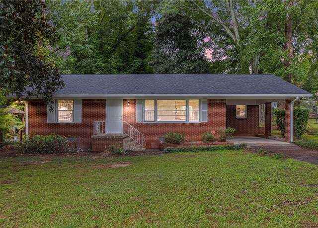 Property at 2025 East Dr, Decatur, GA 30032, 3 beds, 2 baths