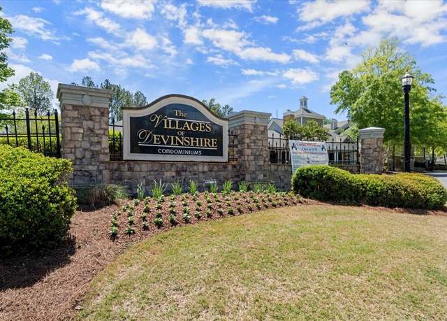 Property at 232 Edinburgh Ct, Alpharetta, GA 30004, 3 beds, 3 baths