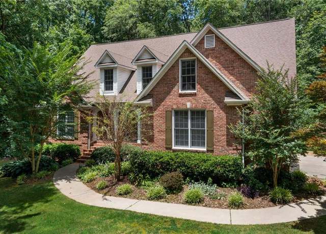 Property at 17 Shotgun Rd NW, Cartersville, GA 30121, 5 beds, 3.5 baths