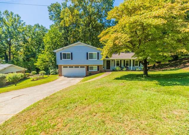 Property at 4230 Deerwood Pkwy SE, Smyrna, GA 30082, 3 beds, 2 baths