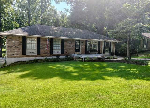 Property at 4236 Citizen Cir, Austell, GA 30106, 4 beds, 2.5 baths