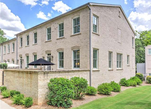 Property at 501 Woodhollow Dr, Roswell, GA 30075, 4 beds, 3.5 baths