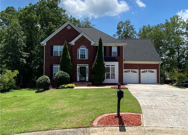Property at 1886 Clay Dr SW, Marietta, GA 30064, 7 beds, 3.5 baths