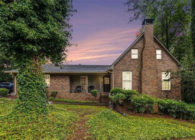 Property at 6230 S Summers Cir S, Douglasville, GA 30135, 3 beds, 3 baths