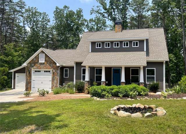 Property at 400 Mulberry Cir, Jasper, GA 30143, 3 beds, 3.5 baths