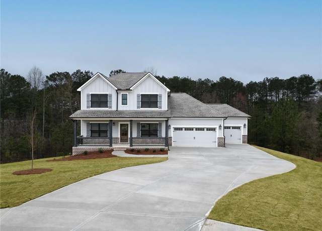 Property at 1254 Red Oak Blvd, Loganville, GA 30052, 4 beds, 3 baths