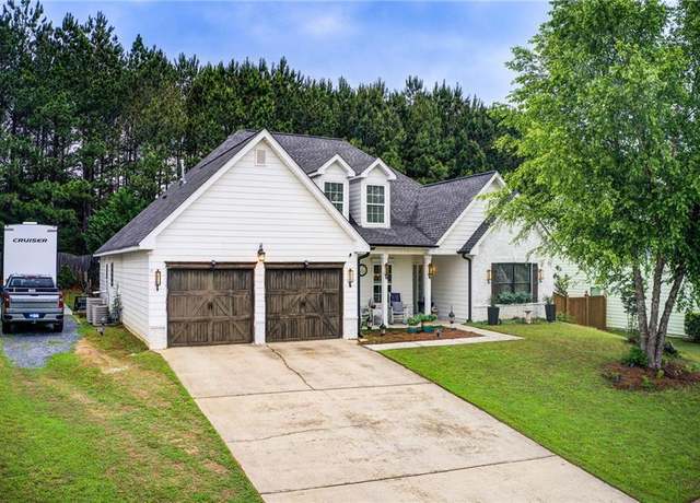 Property at 51 Norton Ave, Acworth, GA 30101, 4 beds, 3 baths