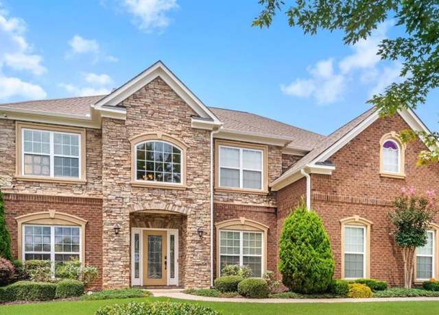 Property at 3843 Dragon Fly Ln, Loganville, GA 30052, 5 beds, 4 baths