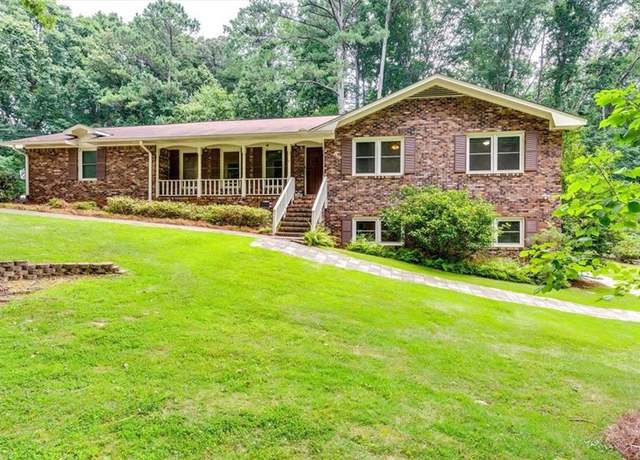 Property at 1398 Branchwood Dr, Snellville, GA 30078, 5 beds, 3 baths