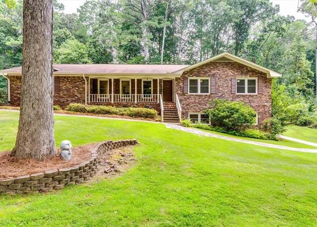 Property at 1398 Branchwood Dr, Snellville, GA 30078, 5 beds, 3 baths