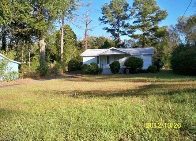 Property at 1227 Buena Vista Ave, Macon, GA 31206, 2 beds, 1 bath