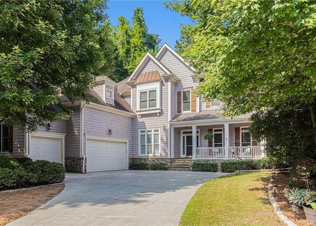 Property at 3698 Lakeview Dr, Tucker, GA 30084, 6 beds, 5 baths