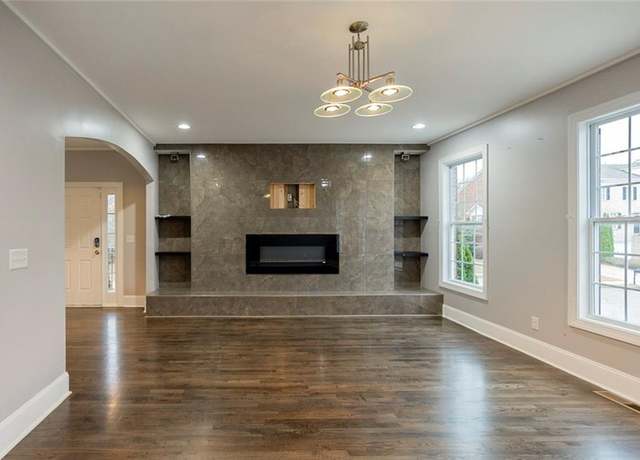 Property at 2212 Ewell Park Dr, Lawrenceville, GA 30043, 4 beds, 3.5 baths