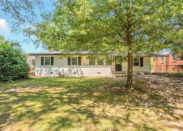 Property at 135 Harris Cir, Lawrenceville, GA 30046, 3 beds, 1.5 baths