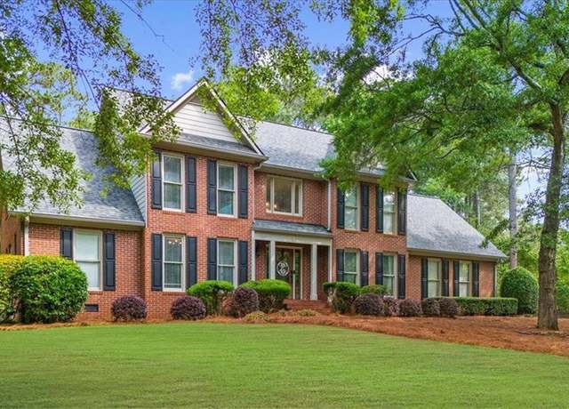 Property at 1331 Station Drive Dr, Watkinsville, GA 30677, 4 beds, 2.5 baths